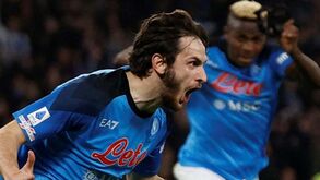 Nápoles-Atalanta, 2-0: outro recital do Kvaradona