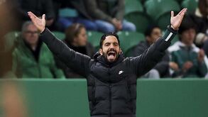 Uma troca forçada e outras mexidas: o onze provável do Sporting para o jogo com o Boavista