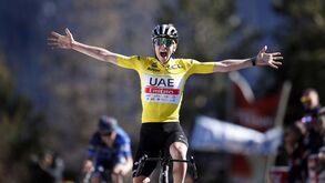 Tadej Pogacar vence Paris-Nice com autoridade e novo solo triunfal