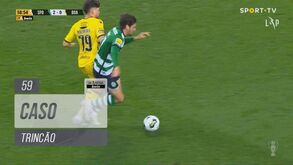 Trincão caiu na área, pediu penálti, mas árbitro nada marcou