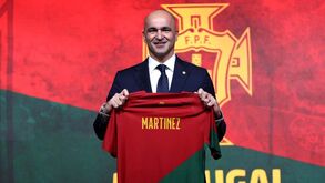 Ricardo Carvalho e Ricardo confirmados: todos os nomes da equipa técnica de Roberto Martínez