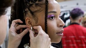Jéssica Silva nos bastidores da Moda Lisboa: «Não posso jogar sem eyeliner nos olhos!»