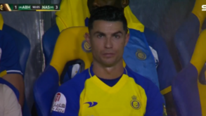 A cara diz tudo: a reação de Cristiano Ronaldo ao ser substituído frente ao Abha