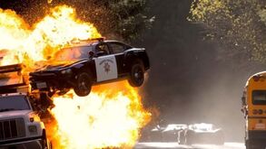 De Spielberg a Michael Bay: os realizadores que mais automóveis destruíram nos seus filmes