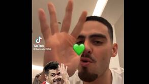 Pote não foi o único: Erick também imitou festejo de Xhaka 