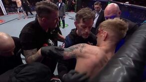 KO foi tão brutal que lutador inglês quis dar luta ao... árbitro