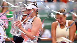 Elena Rybakina bate Aryna Sabalenka e conquista torneio de Indian Wells