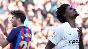 Fantasma da descida afeta dois históricos