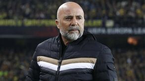 Sevilha despede Sampaoli 