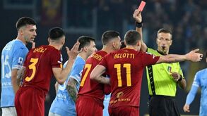 Ex-jogador italiano garante: «Há uma guerra entre a Roma e os árbitros»