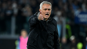 Rothen aprova Mourinho no PSG: «Não deixava passar nada e não tinha medo dos jogadores»