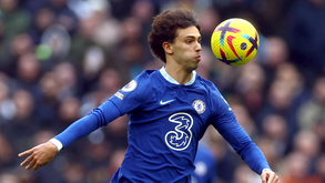 João Félix tem de brilhar para livrar-se de Simeone