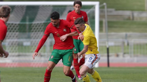 A crónica do Portugal-Roménia, 1-1: Um balde de água gelada