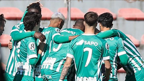 A crónica do Rio Ave-Farense, 2-0: Eficácia falou mais alto