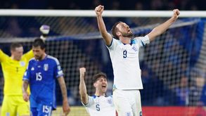 A crónica do Itália-Inglaterra, 1-2: Vingança servida no prato de Kane