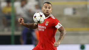 Otamendi mais perto de ficar