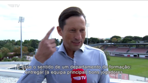 Formação, mística e algumas ideias para a próxima época: Roger Schmidt já abre o jogo no Benfica
