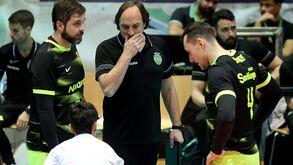 Treinador de voleibol do Sporting explica a Record: «Não houve ok clínico para irmos a jogo»