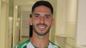 Pedro Aparício agarra lugar no onze