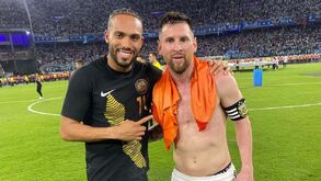 Kenji Gorré concretizou sonho e enfrentou Messi: «O que pensam ser impossível é possível»