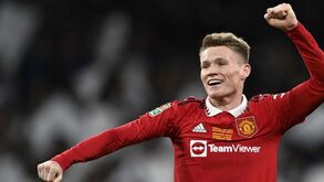 Joel Pereira recorda tempos com Scott McTominay no Man. United: «Passou de pequenino a 'bicho'»