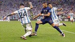 Evra recorda final do Mundial'2022: «Depois do jogo fui para o carro e chorei»
