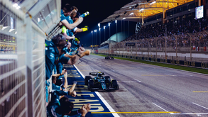 FIA pretende proibir festejos das equipas nas redes de segurança