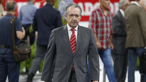 José Ribeiro e Castro e a renovação de Schmidt: «Timing ideal para dar sinal de confiança»