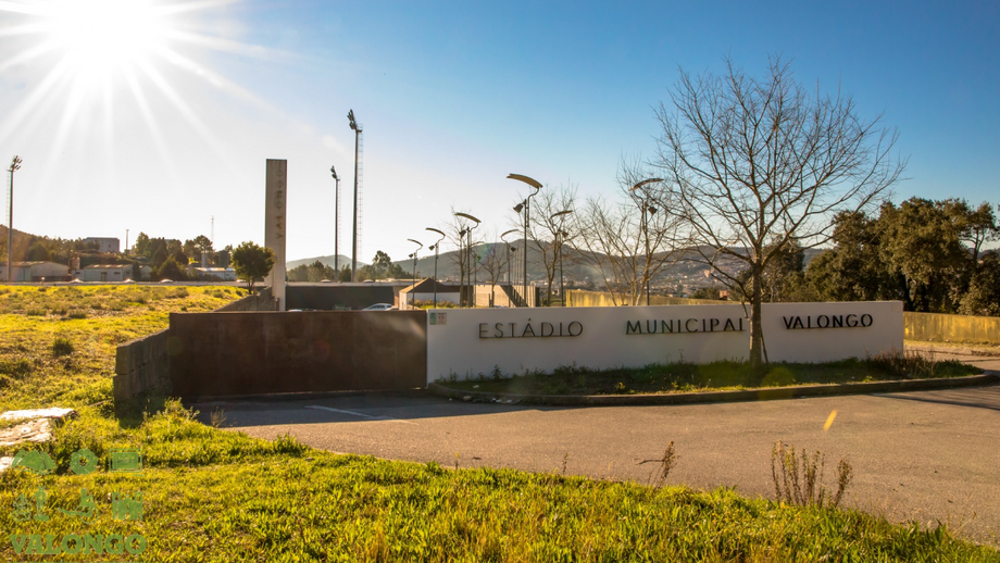 Câmara de Valongo anuncia investimento de 700 mil euros no Estádio Municipal