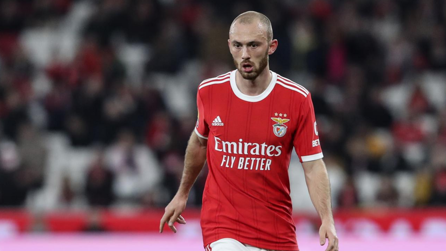 Aursnes garante ser possível ser campeão europeu no Benfica: «Ficámos do lado favorável do quadro»