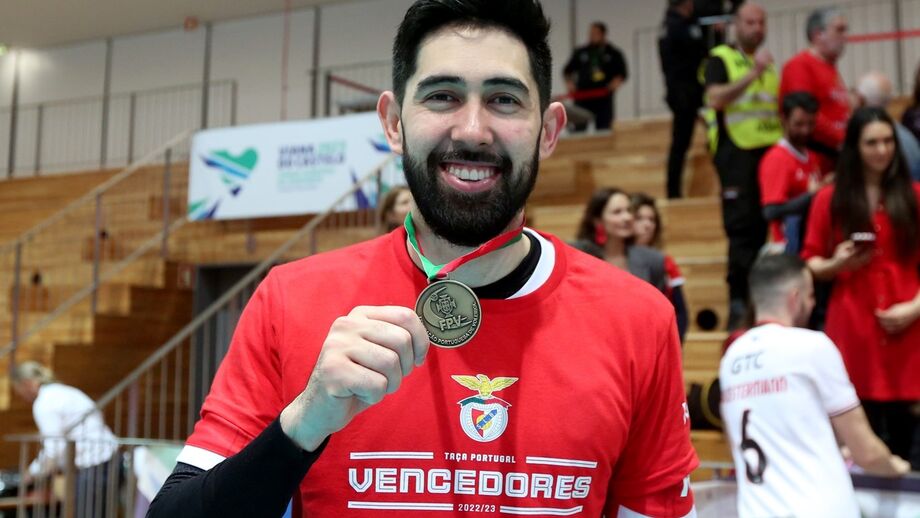 /fotosgeral/Fotos/2-46829256#397eb405715de8e16fe0193b395558ef (17420899) (Milenium)