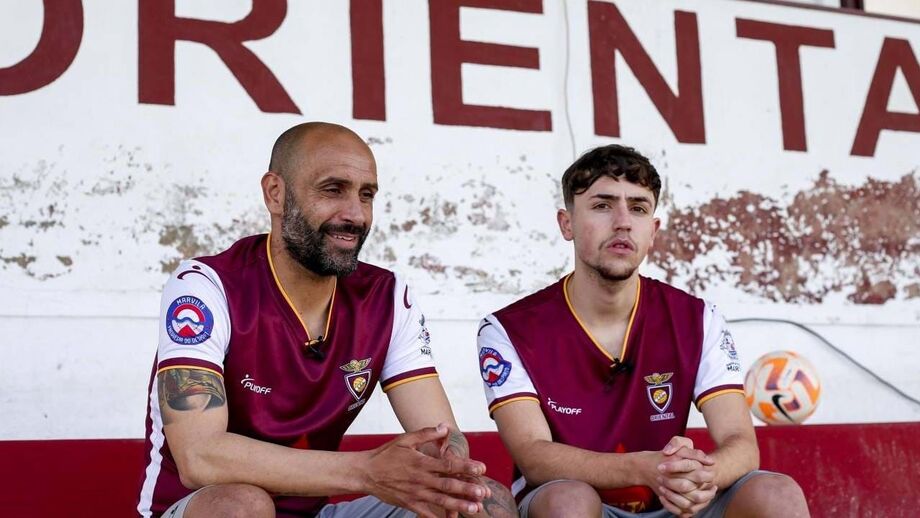 Pai e filho jogam juntos no Oriental