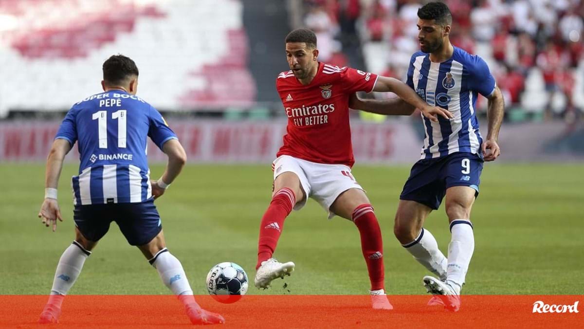 Basquetebol: Benfica perde primeiro jogo do «play in» da Champions - CNN  Portugal