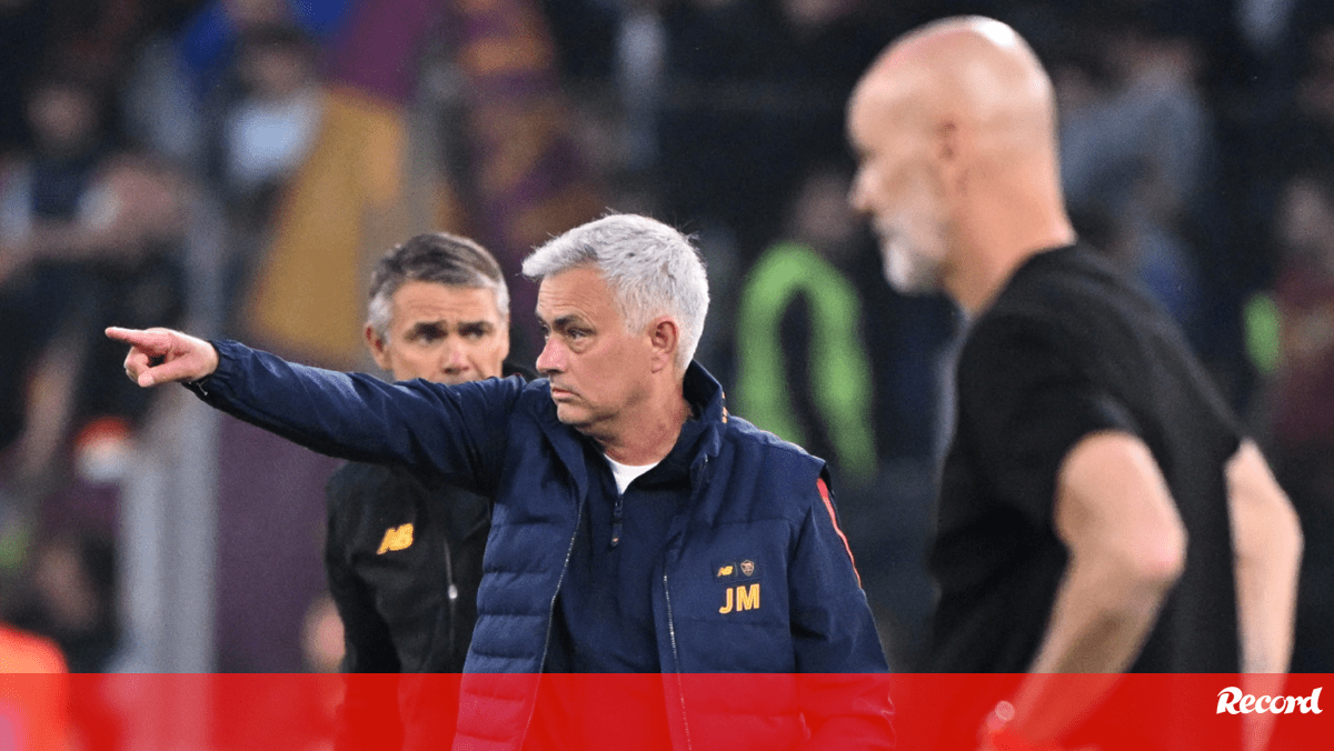 Mourinho sobre Rafael Leão: «Es un jugador estratosférico, cuando tiene espacios puede ser demoledor» – Roma