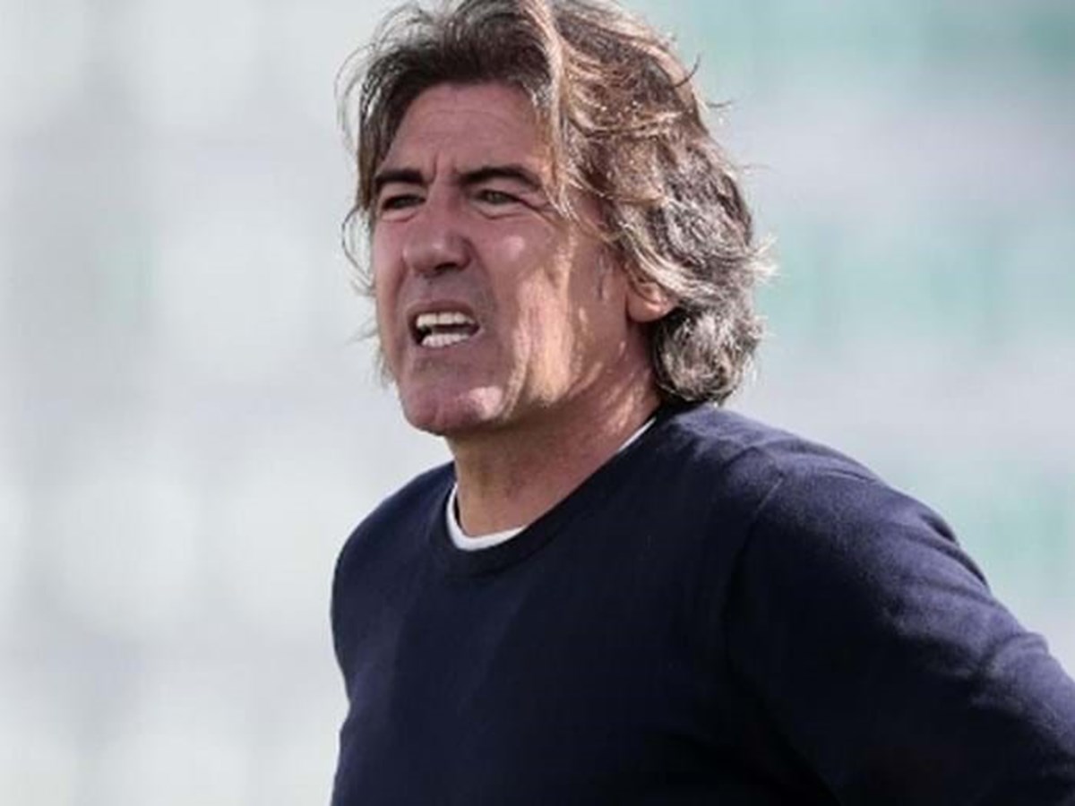 Irão: José Morais começou a Liga vencendo Ricardo Sá Pinto - Claquemagazine