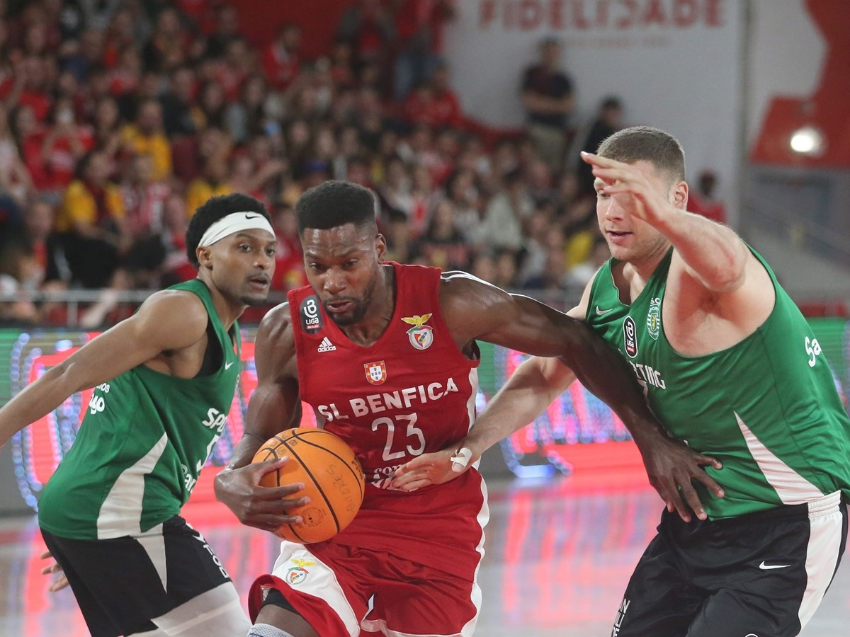 Sporting vence Benfica no “derby ”de basquetebol, Basquetebol