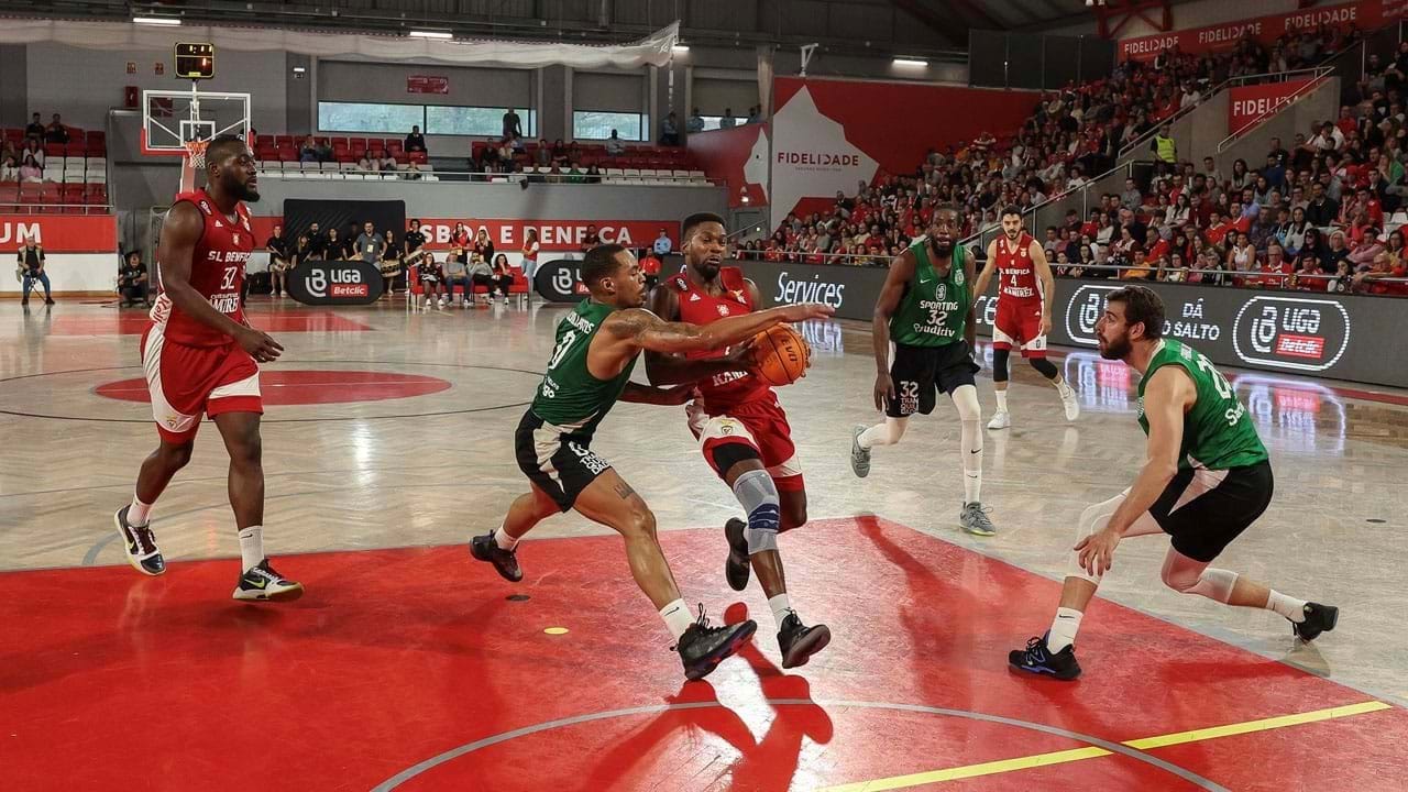 Sábado CDP recebe Benfica após derrota no 1º jogo do play-off de basquetebol  na Luz - MAIS/Semanário