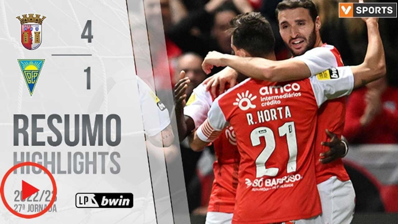 O resumo do Famalicão-Estoril: golos, casos e outros lances