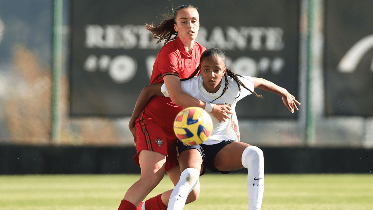 Portugal perde com Espanha no caminho para Europeu de sub-19 feminino -  Futebol Feminino - Jornal Record