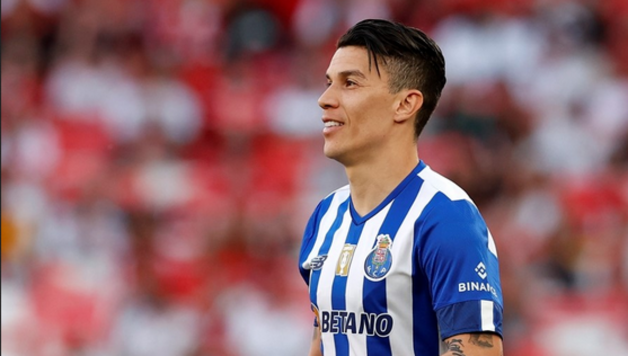 Médio está em fim de contrato