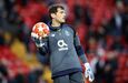 Guarda-redes: Iker Casillas - O antigo guarda-redes do Real Madrid é considerado um dos melhores da história da Liga dos Campeões. Ajudou a equipa a vencer a competição em três ocasiões e não sofreu golos em duas das finais.