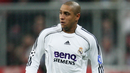 Lateral-esquerdo: Roberto Carlos - O lateral-esquerdo brasileiro venceu a competição três vezes pelo Real Madrid e destacou-se pelos livres diretos poderosos e jogadas de ataque pela ala esquerda.