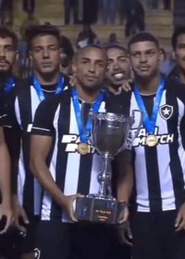 Botafogo's squad celebration after winning the Taça Rio (a tournament  for the 5th to 8th positions of the Rio de Janeiro state championship) :  r/soccer