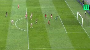 Magia de Kika Nazareth: assistência de calcanhar na final da Taça da Liga