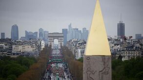 Solange Jesus brilha com novo recorde pessoal na Maratona de Paris
