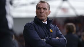 Oficial: Leicester despede Brendan Rodgers