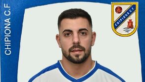 Jovem jogador espanhol morre após ser esfaqueado em Cádiz