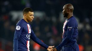 PSG em ebulição volta a tropeçar