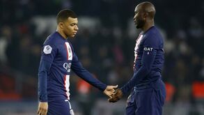 Antigo médio do PSG pede que sejam tomadas 