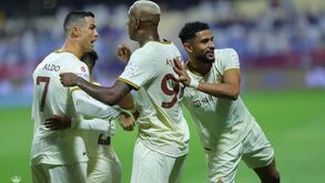 Cristiano Ronaldo e Talisca bisam na goleada do Al Nassr frente ao Al Adalah